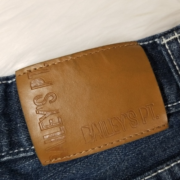 Baileys PT Levi Shorts | sz 14 - Picture 5 of 8